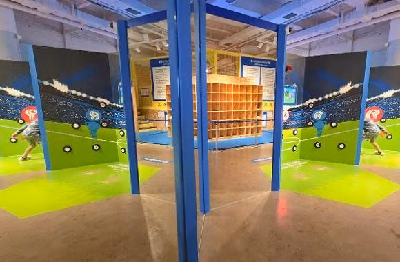 Sự kết hợp giữa công nghệ 3D cùng trải nghiệm thực tế khiến cho trải nghiệm trở nên thêm trọn vẹn. Ảnh: Tripadvisor