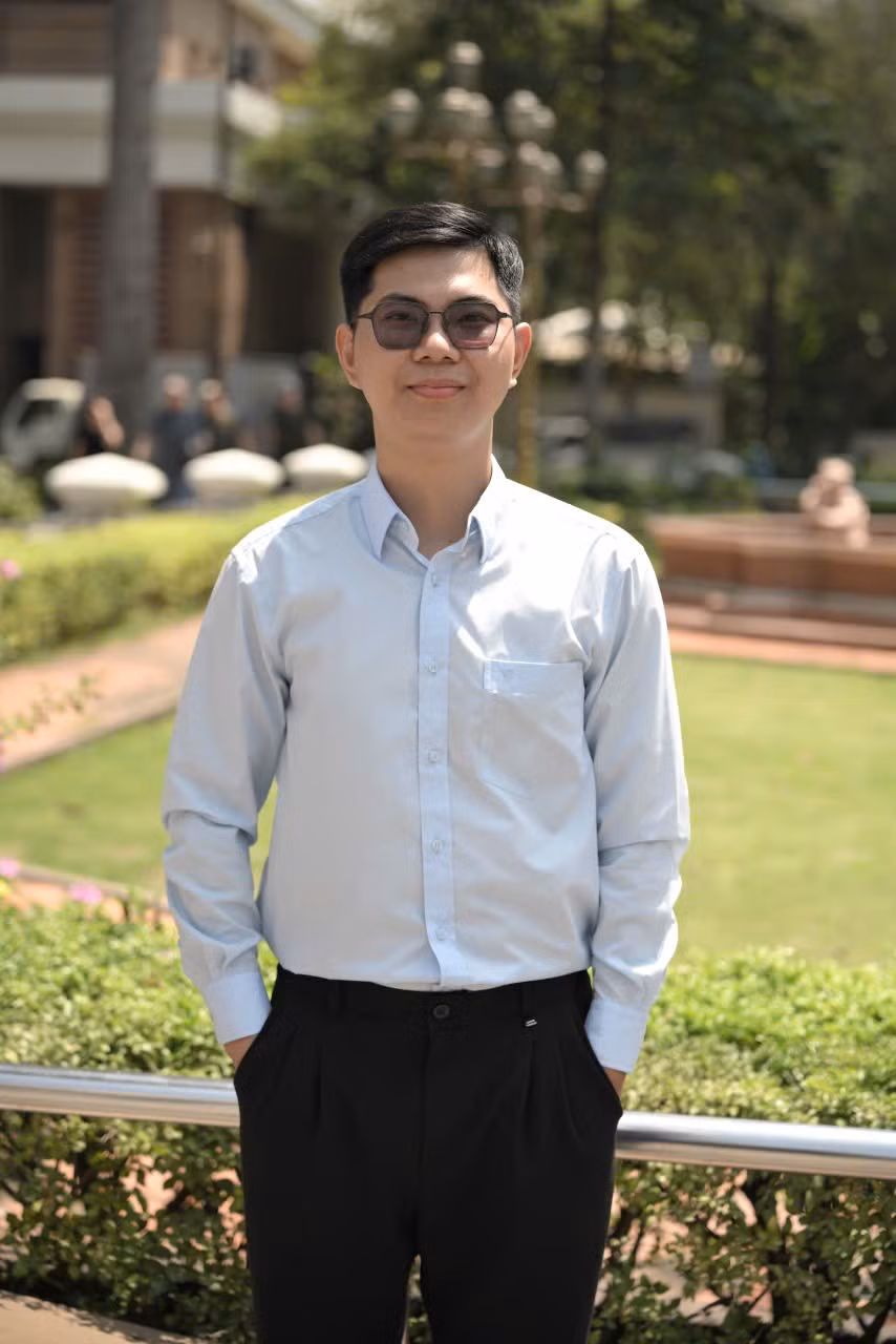 thay-nguyen-van-dai-1.jpg