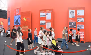 Kéo dài thời gian Triển lãm thành tựu đất nước thêm 10 ngày