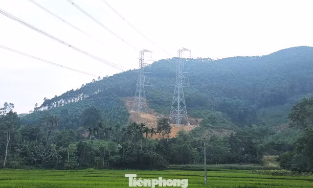Nhà thầu nói gì về sự cố sạt lở tại chân cột điện 500kV Lào Cai - Vĩnh Yên?