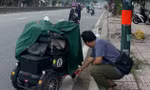 Người đàn ông tử vong bất thường trong lúc đi bán vé số
