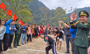 Nghĩa đồng bào nơi phên dậu Tổ quốc
