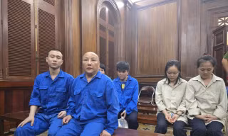 Các bị cáo tại phiên tòa.