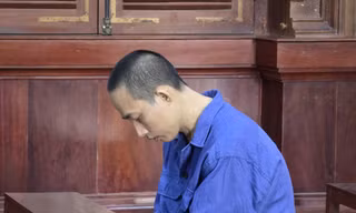 Bị cáo Bùi Ngọc Tuyến tại phiên tòa.