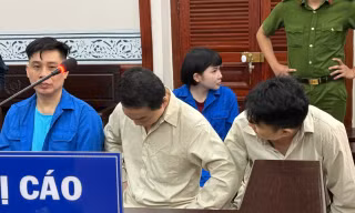 Các bị cáo tại phiên tòa.