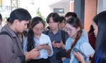 Sinh viên đừng để mình là ‘nô lệ’ của công nghệ