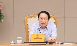 Phó Thủ tướng phê bình một số bộ, ngành, địa phương