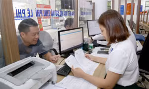 Bộ Nội vụ đề nghị rà soát phụ cấp đặc biệt của công chức