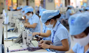 Quốc hội thảo luận về Luật Dân số, đề xuất nhiều chính sách hỗ trợ phụ nữ sinh đủ hai con