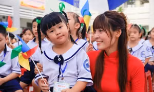 Chỉ đạo mới của Thủ tướng về miễn học phí, hỗ trợ bữa ăn trưa cho học sinh trên toàn quốc