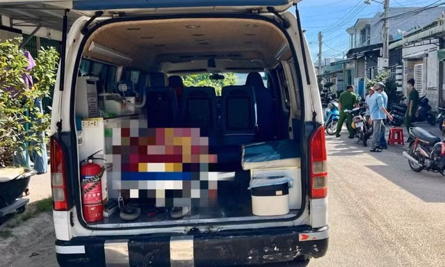 Điều tra vụ người đàn ông tử vong trong tư thế úp mặt xuống sàn nhà