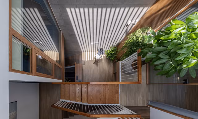 Nhà phố 100m2 với những khoảng trống quý giá trong nhà