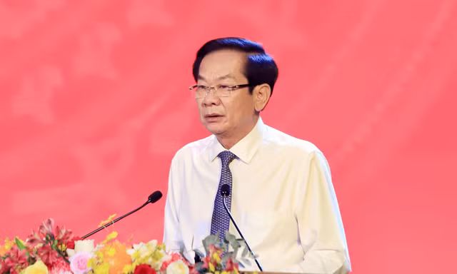 Cắt giảm 30% thủ tục nội bộ, Lâm Đồng vẫn còn 'trống việc, chồng việc'