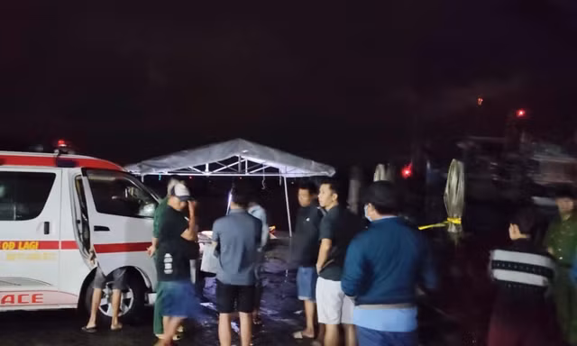 Người đàn ông tử vong bất thường sau cuộc nhậu cùng bạn trên thuyền