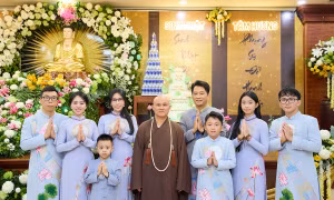 Chủ thẩm mỹ viện Mailisa biến sinh nhật thành sự kiện thiện nguyện đặc biệt 