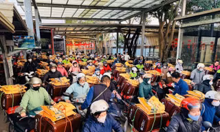Lương tăng, thưởng Tết cao nhất 1,8 tỷ đồng