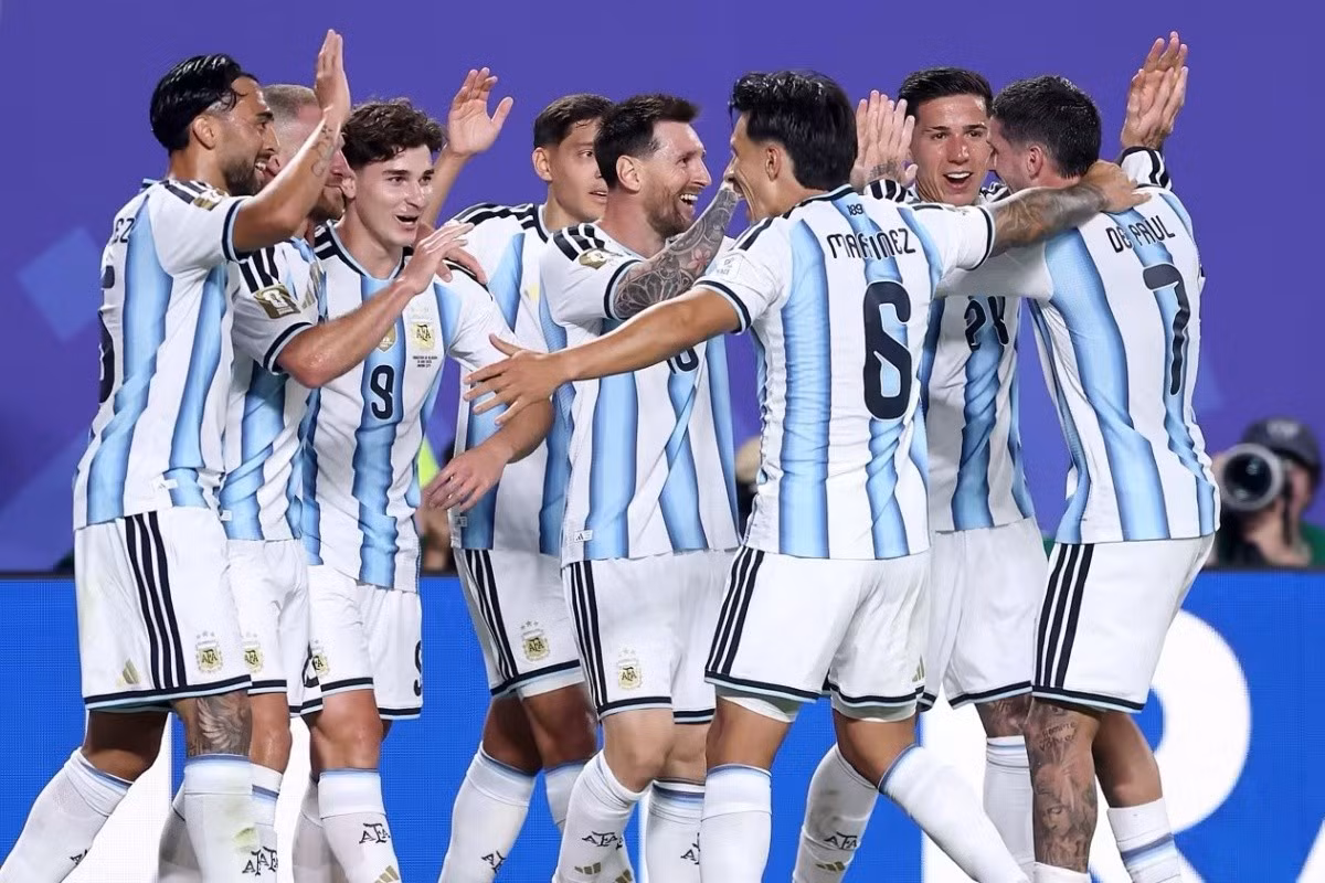 messi-1806140219.jpg