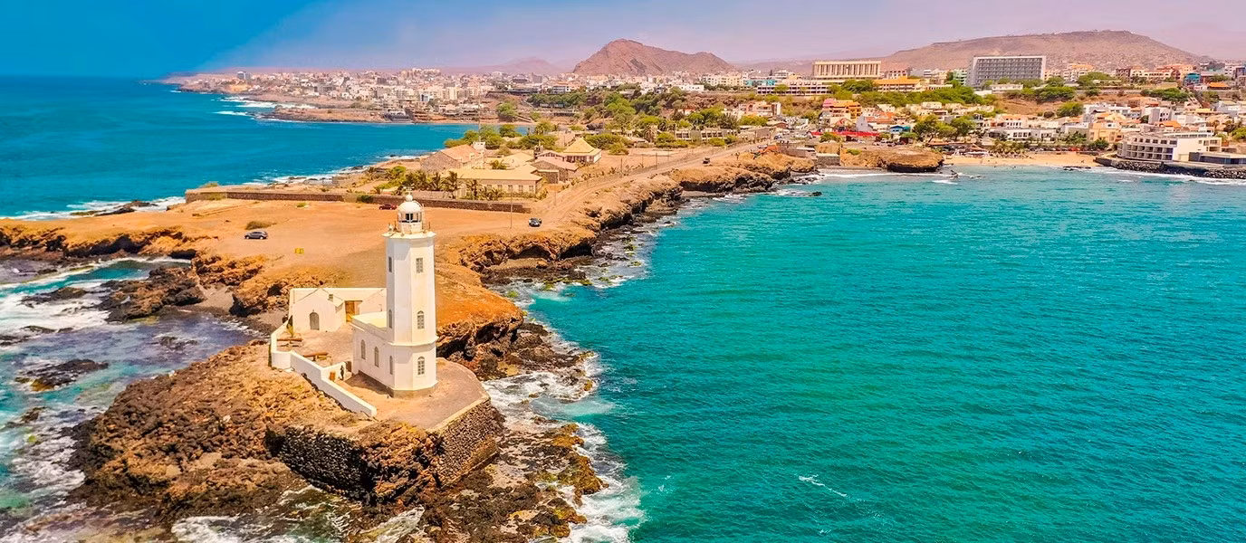 praia-175028-1781708170905-1781708171719684845636.jpg