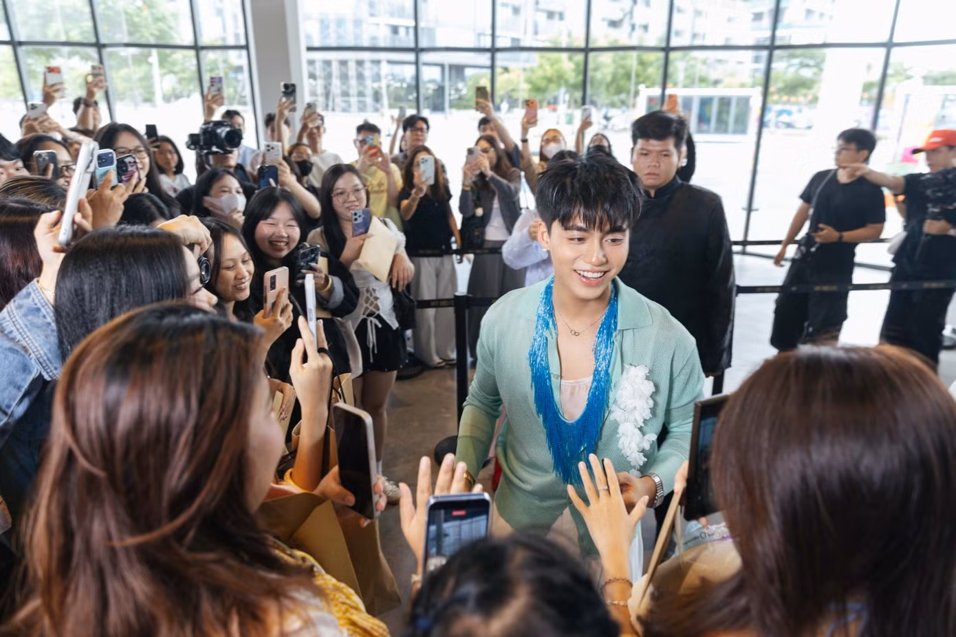 fan-sign-6.jpg