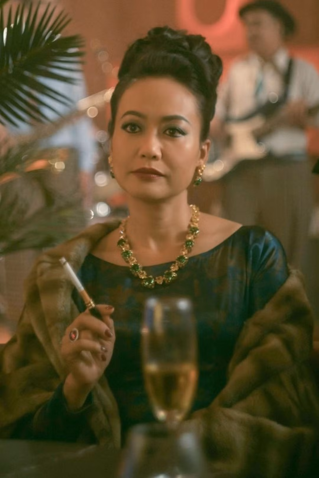 bzvn-van-mai-huong-tham-gia-phim-mesdames-thanh-sac-8-3037.jpg