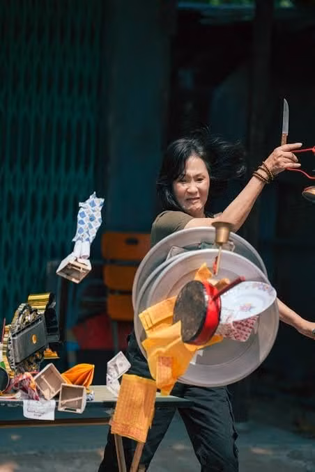 len-huong-he-lo-trailer-va-cau-hoi-nhuc-nhoi-doi-doi-hay-danh-doi-ca-gia-dinh.jpg