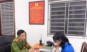 Nhặt được tiền khi đi tập thể dục, nữ sinh có hành động đẹp