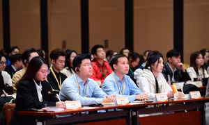 Đoàn đại biểu Hành trình Đỏ tham dự tọa đàm chuyên đề 'Chủ tịch Hồ Chí Minh tại Trung Quốc'
