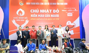 Lửa nhiệt huyết Chủ Nhật Đỏ tại Ninh Bình