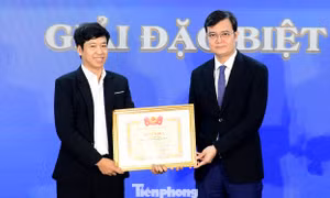Công bố giải đặc biệt cuộc thi sáng tác biểu trưng Đại hội Đoàn toàn quốc lần thứ XIII
