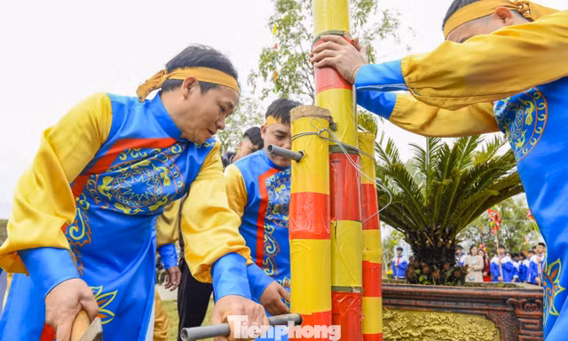 Tái hiện lễ thượng nêu ở Thành Nhà Hồ
