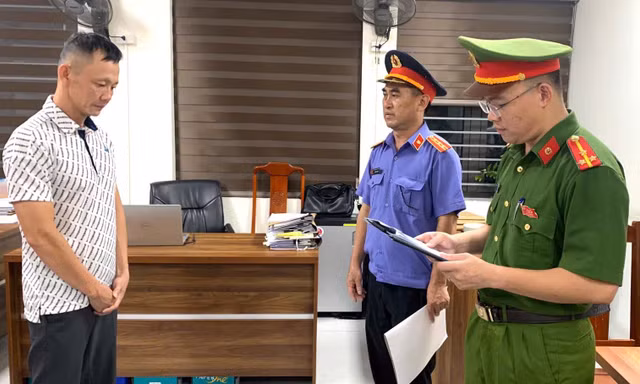 Vì sao ‘Đức bê đê’ bị bắt?