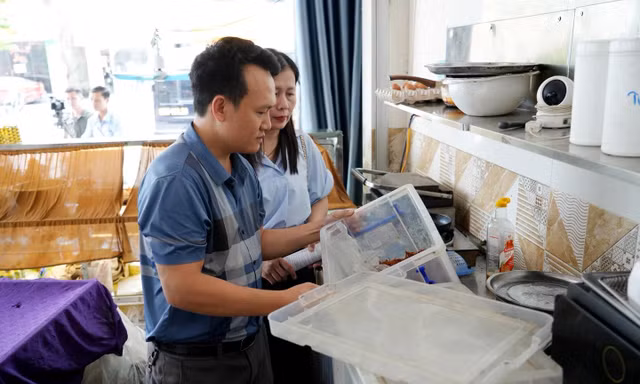 Hàng trăm cơ sở, cá nhân ở Nghệ An vi phạm về an toàn thực phẩm