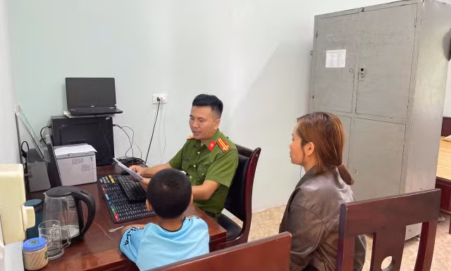 Thông tin mới vụ bé lớp 6 nghi bị mẹ kế và cha bạo hành