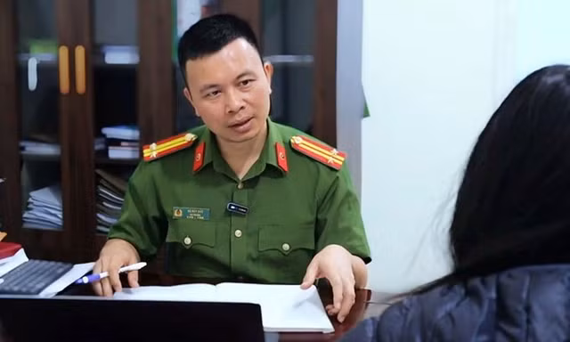 Tin 'chồng' trên mạng, người phụ nữ cắm sổ đỏ, bán vàng, mất 2,4 tỷ đồng