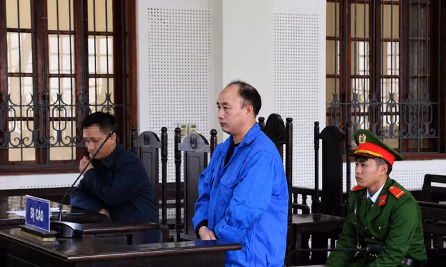 Ông bố 7 con vào vòng lao lý vì 'cơn khát' đổi đời