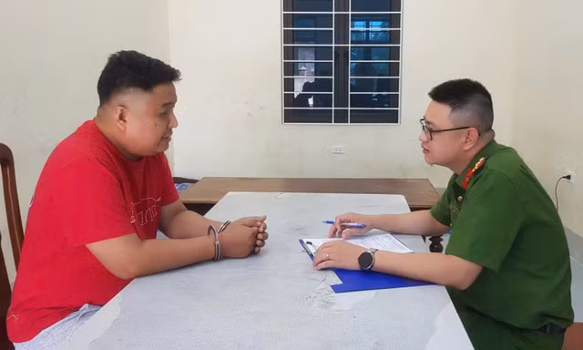 Phá đường dây làm giả giấy tờ, bằng đại học 