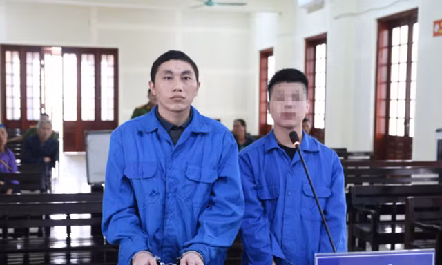 Từ lời rủ rê 'đi làm kiếm tiền', cậu bé 15 tuổi thành bị cáo trong vụ án hơn 6kg ma túy