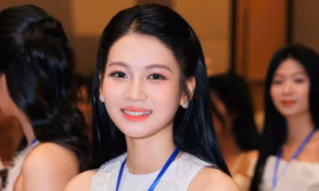 Thí sinh trổ tài đàn hát, sẵn sàng chinh phục giám khảo Hoa hậu Việt Nam 
