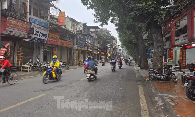 Hà Nội: Liên tiếp xin 'lùi' tiến độ, tuyến đường đắt nhất hành tinh bao giờ hoàn thành