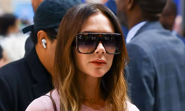 Victoria nói về bê bối của Beckham