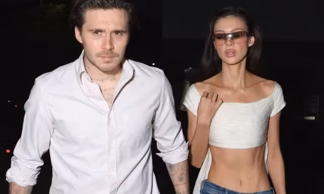 Brooklyn được trả bao nhiêu để chế giễu nhà Beckham