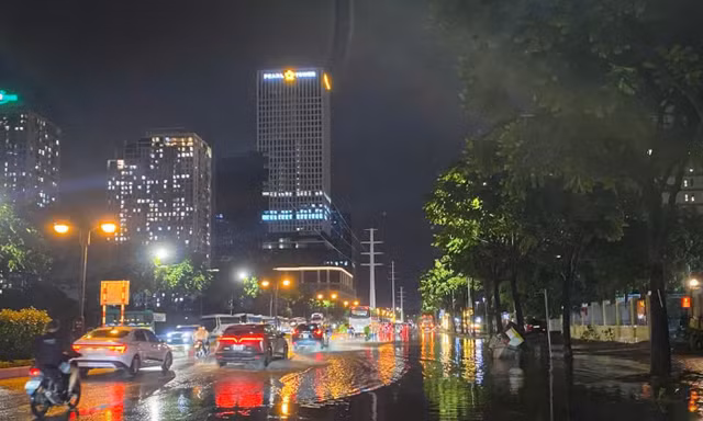 Hà Nội không cho phép nâng nền cao hơn cốt đường để chống ngập úng
