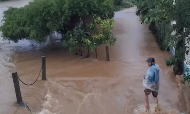 Huế mưa rất lớn