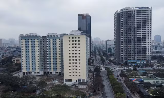 Chung cư tái định cư trên 'đất vàng' Hà Nội chuẩn bị đón dân vào ở 