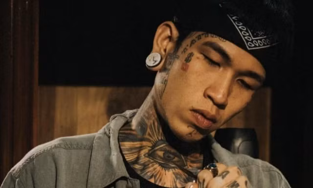 Cú đấm từ Rhymastic cho Dế Choắt