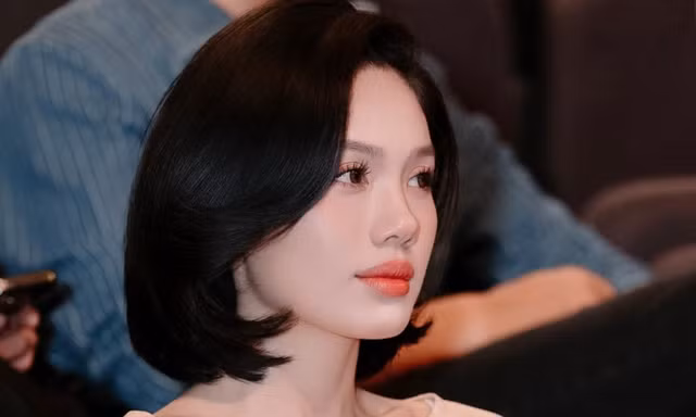 Nhan sắc mỹ nhân đóng người tình vua Bảo Đại