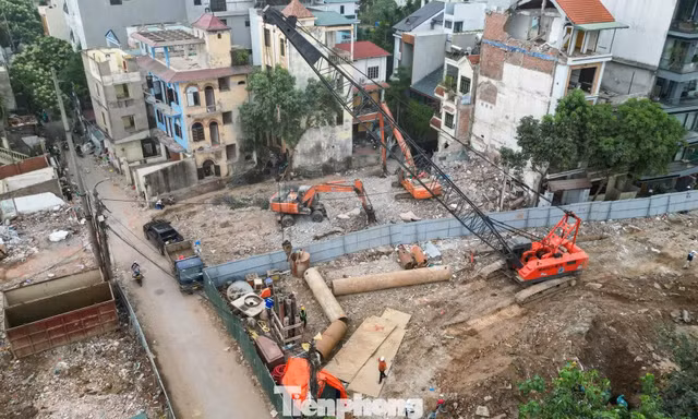 Điểm nghẽn lớn nhất vẫn là giải phóng mặt bằng