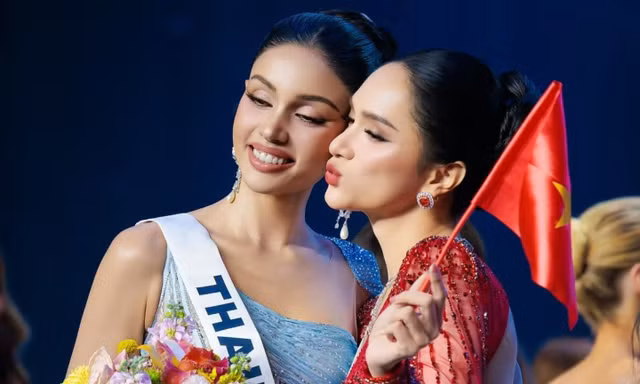Lo ngại Miss Universe Vietnam biến chất