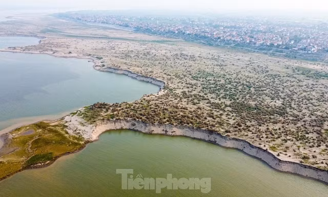 Hà Nội mở quyền khai thác 16 mỏ cát không qua đấu giá phục vụ công trình trọng điểm