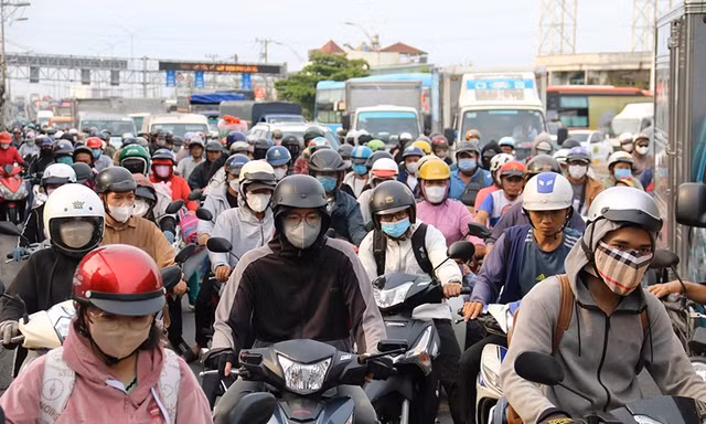 Hà Nội cấm xe máy xăng: Sẽ nhận diện tự động biển số xe vi phạm 